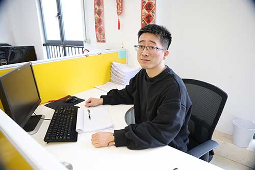 孫偉偉.jpg 孫偉偉.jpg