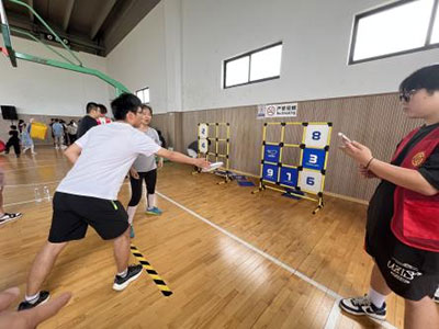 圖片4.jpg 2024年重固鎮(zhèn)職工健康嘉年華圓滿結(jié)束 上海創(chuàng)力集團(tuán)職工代表隊榮獲團(tuán)體第三名(圖6)